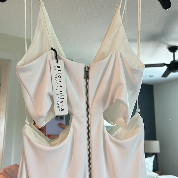 Alice & Olivia - Havana Cut-Out; Midi Dress (in off-white) Brand New w. Tags - Picture 4 of 13